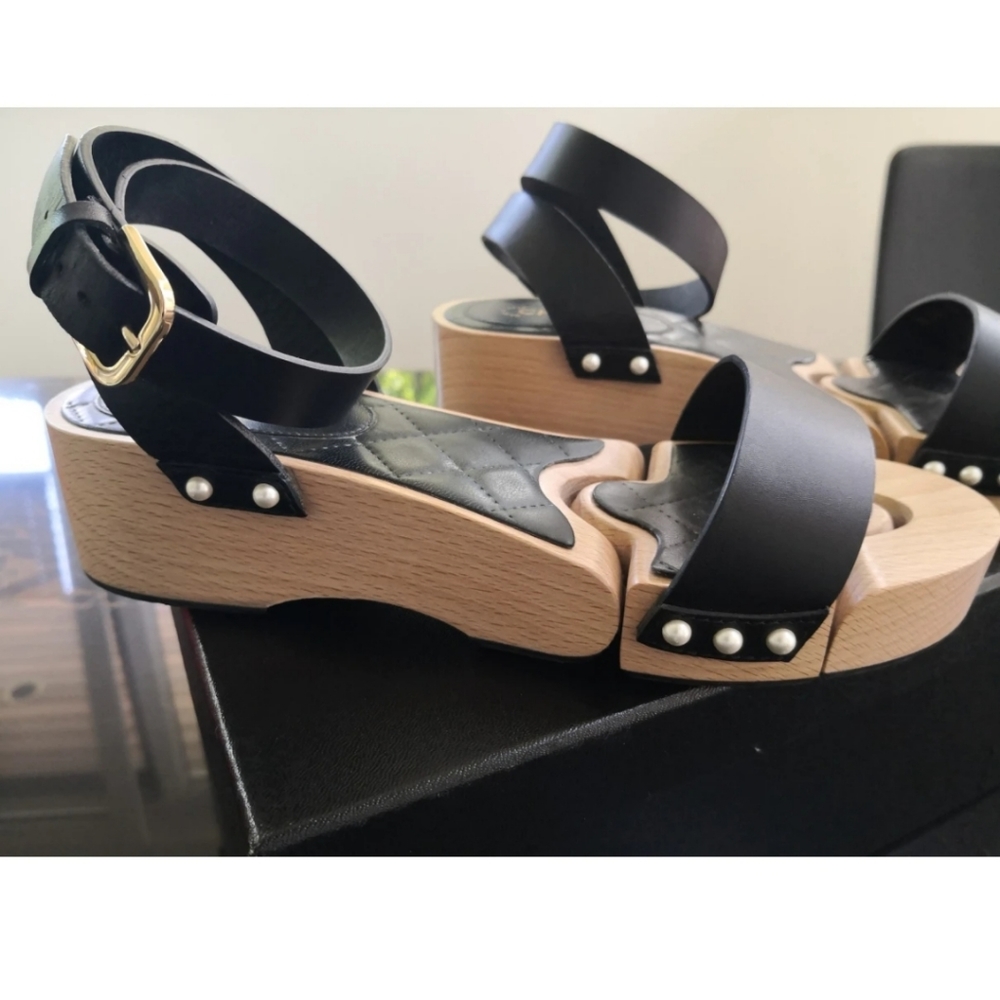 Chanel leather clogs - Picture 6 of 9